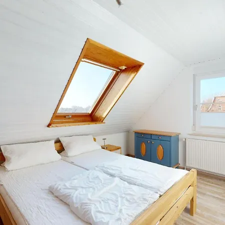 Kleiner Leuchtturm - Steuerbord Kopendorf - Mit Garten Und Terrasse *