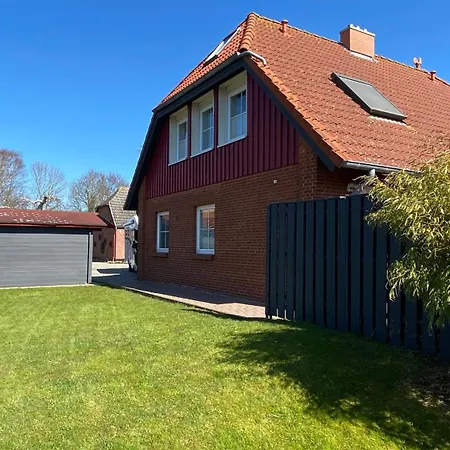Kleiner Leuchtturm - Steuerbord Kopendorf - Mit Garten Und Terrasse Holiday home Fehmarn