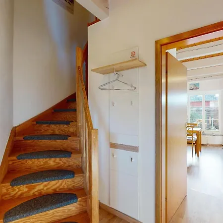 Holiday home Kleiner Leuchtturm - Steuerbord Kopendorf - Mit Garten Und Terrasse Fehmarn