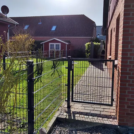 Kleiner Leuchtturm - Steuerbord Kopendorf - Mit Garten Und Terrasse *