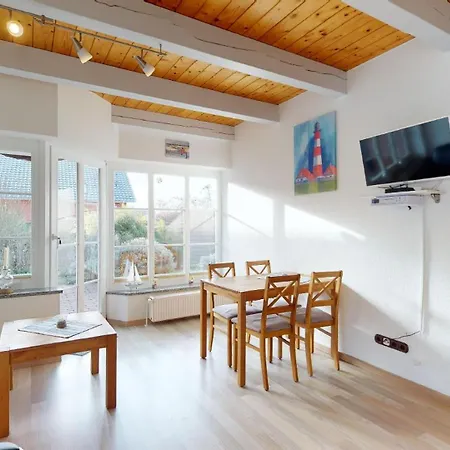 Kleiner Leuchtturm - Steuerbord Kopendorf - Mit Garten Und Terrasse Fehmarn